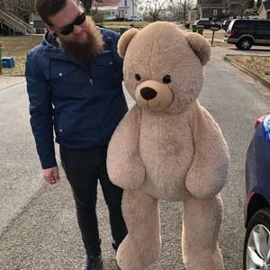 Meet your Posher, Devin